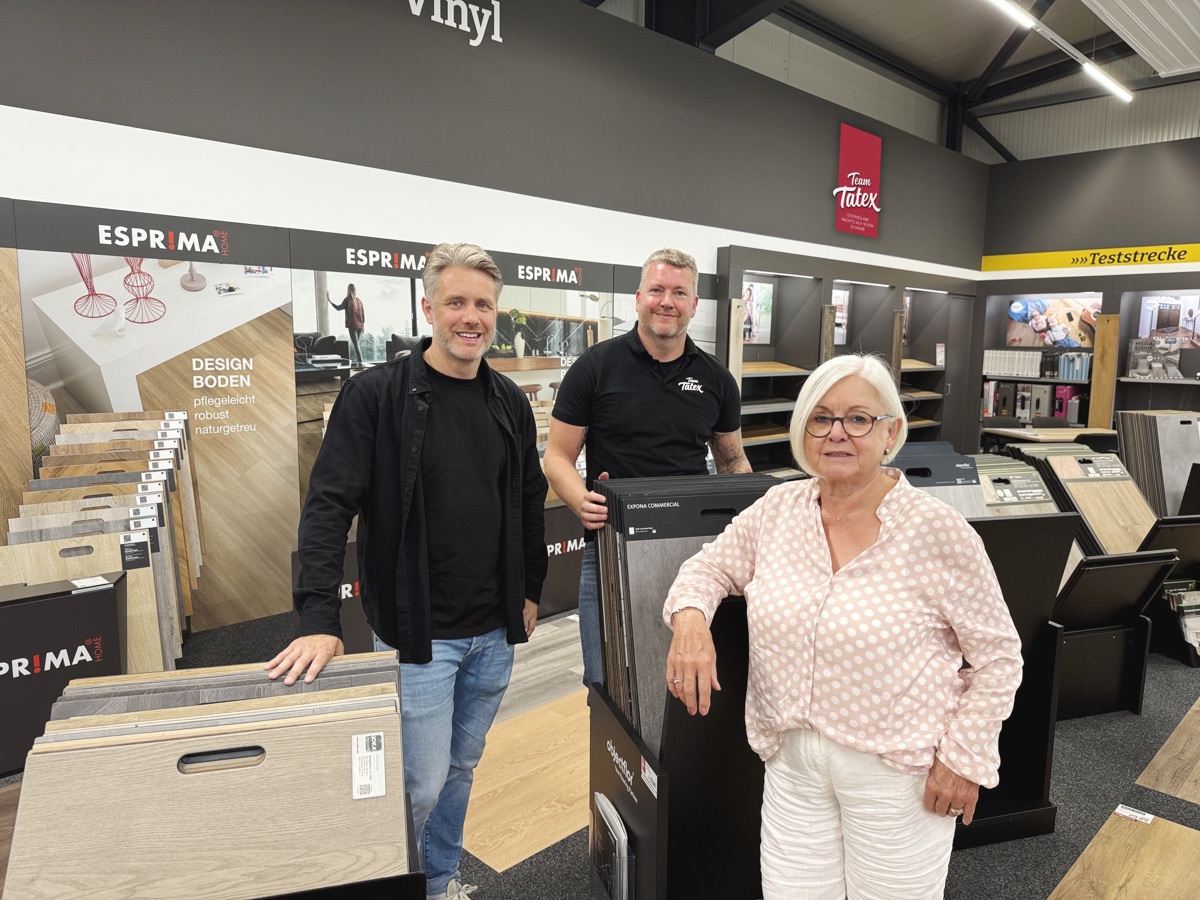 Martin, Bernd und Gisela Fleßner in der Ausstellung